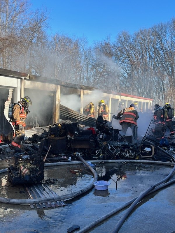 AkronFiredept's tweet photo. Great job today AKRON FIRE . Firecrews arrived to heavy smoke and fire coming from multiple storage units on Buchholzer Blvd this morning. Chief Dobbins appreciates the hard work from all companies as well as Cuyahoga Falls Fire for their help .#akronfire #rookiesfirstfire https://t.co/LbQp4z1lmv