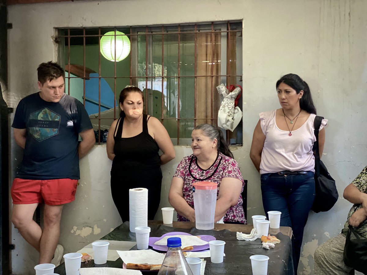 RodrigoButeler's tweet photo. #Cipolletti Acá, seguimos recorriendo cada barrio, cada sector, para saber que es lo que más hace falta en Cipo y poder planificar para adelante. Gracias vecinos del barrio Don Bosco por abrirnos la puerta de su casa y dejarnos escucharlos. #AcáTiramosParaElMismoLado https://t.co/gYKghwx8wd