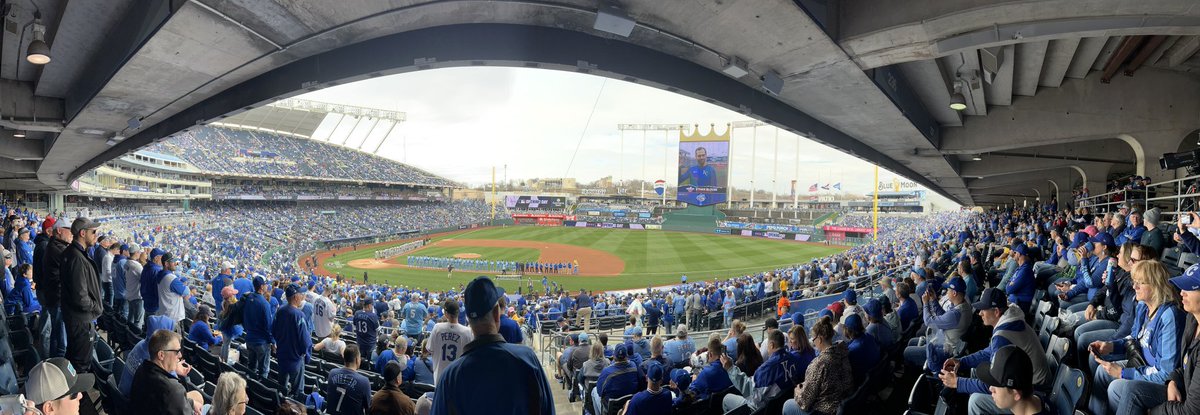 PCBearcat's tweet image. The Royals Opening Day panorama. Let’s go. #DAWT