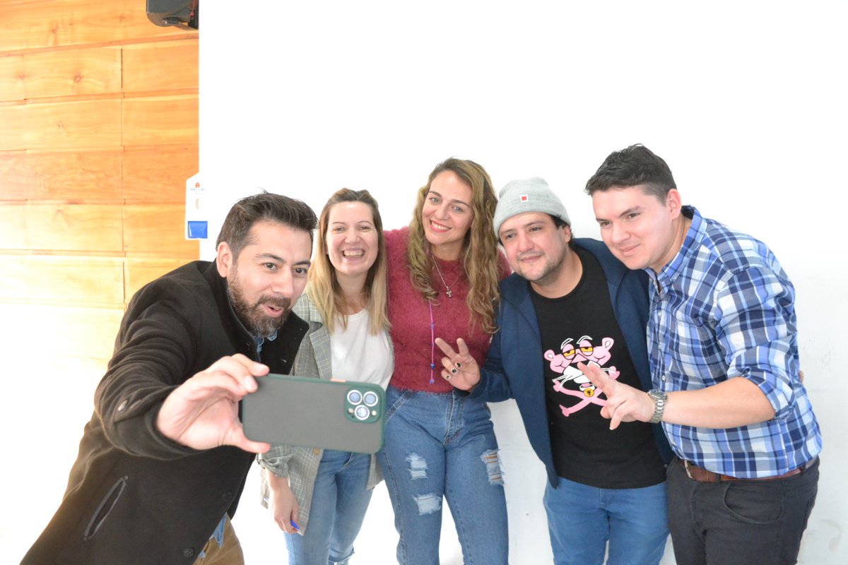 Pino_Ush's tweet photo. Desde el Concejo Deliberante de Ushuaia, declaramos de Interés Municipal a la banda Torocks que cumplió 10 años de trayectoria ¡Felicitaciones!
#ushuaia #musica #cultura #rock #jcpino #cristinalopez #pino2023 #mujeresccna https://t.co/tHMCHEc3wJ