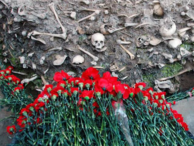 Azerbaijani_az's tweet photo. March 31 is the Day of Genocide of #Azerbaijanis, commemorating the victims of the bloody massacre perpetrated by Armenians against Azerbaijanis in March 1918.
#Armenianterrorism https://t.co/X8A9wTRQ7T