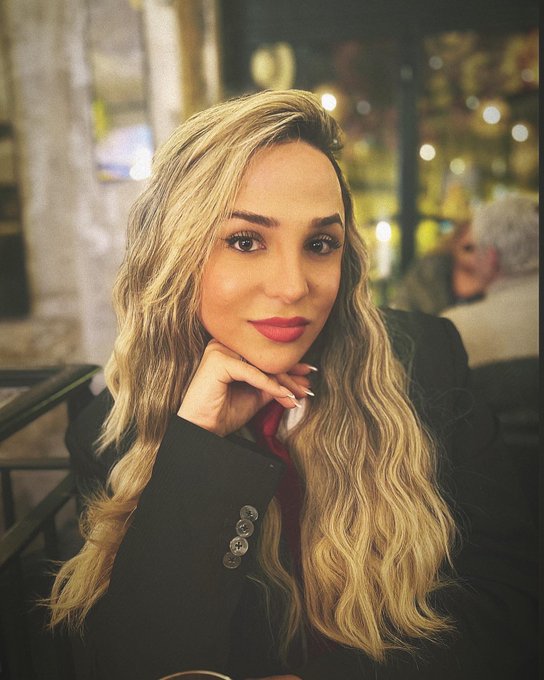 #tbt France with ma sis&hellip; 🇫🇷 https://t.co/0ewYOzPmlt<a href="/tag/tbt"class="tags">#tbt</a>