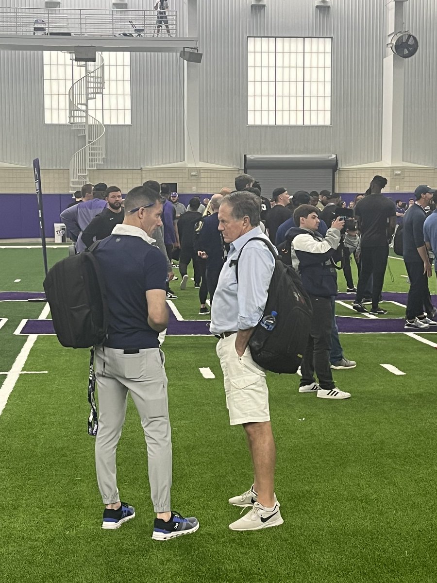 Davis_Wilson41's tweet photo. New England Patriotsโ head coach Bill Belichick in the house for #TCUProDay https://t.co/TmYHcrEtRp
