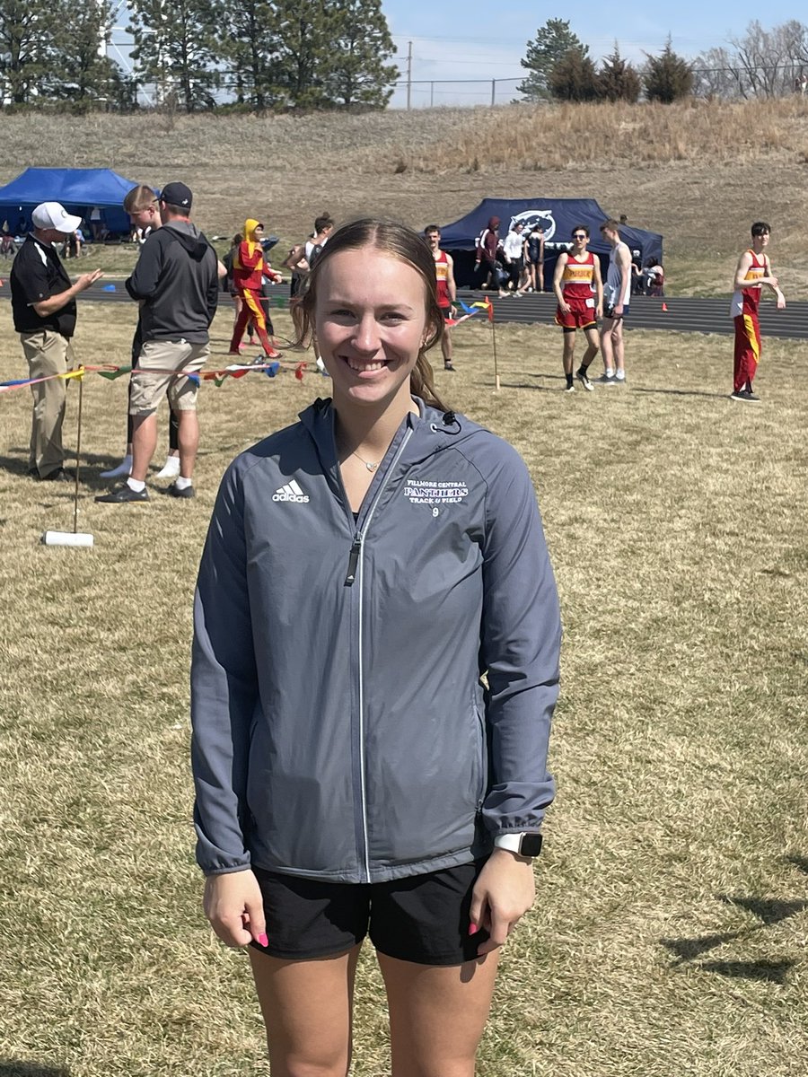 Kaili finishes 2nd place in the shot put and sets a new PR 🥈