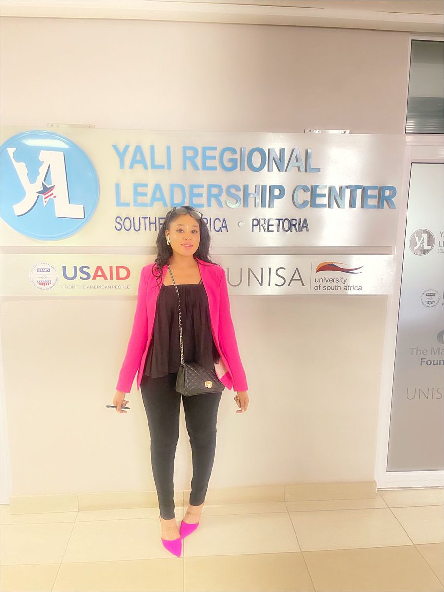 tanakapasi1's tweet photo. Thank you @USAID ,@MastercardFdn , @YALI @unisa for the opportunity . 

Skill and craft is always a work in progress. We don’t stop refining it, the environment dictates that we continue adjusting our craft in order to pivot ourselves. #unisa #USAID #Mastercard https://t.co/QmfoAwDtKu