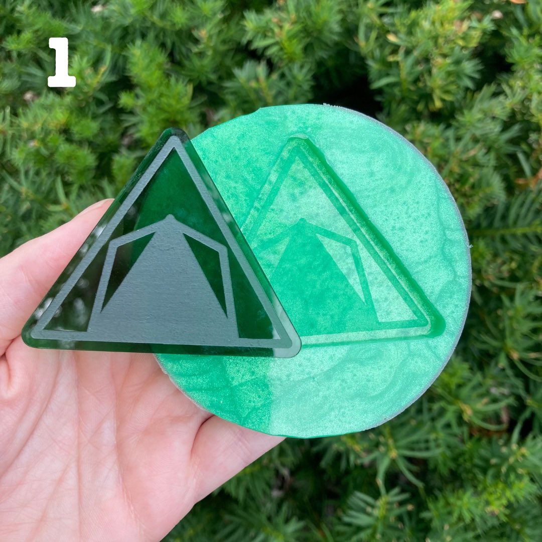 loopcoopshop's tweet image. Have you ever been tenting? I have my own personal tent. #siliconemolds