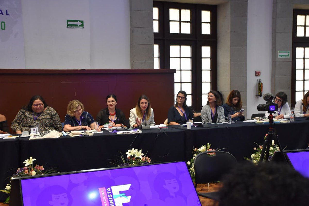 IntFeministaIF's tweet photo. Esta mañana comenzamos con reunion de trabajo de las fundadoras de la #InternacionalFeminista en el marco de nuestro Primer Encuentro Fundacional.

En algunas horas más vamos a recibir a compañeras que vinieron de distintos lugares del mundo, para inaugurar el #EncuentroIF2023 https://t.co/TgZfa7xogs