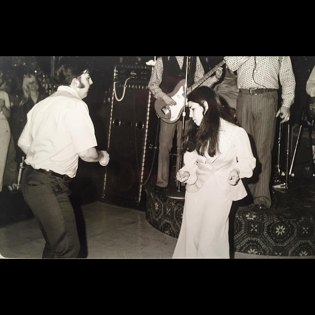 JJ_Boogie's tweet image. Here’s a vintage pic of my parents dancing on their honeymoon to brighten your day. #hippy #dance #getdown #vintage #picoftheday #blackandwhite #Mom #dad #cool #parents #70s #love
