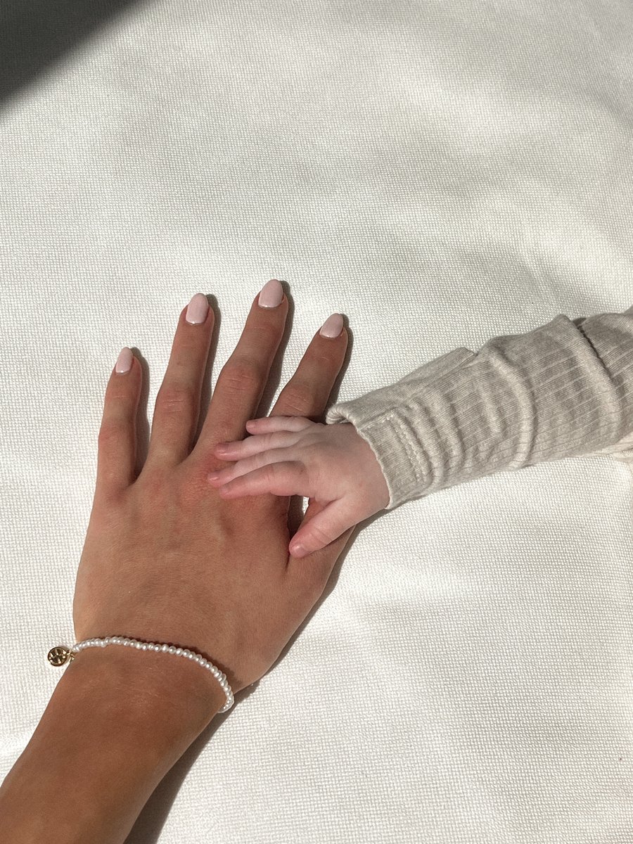 Meaningful gifts are the best, especially when they’re for mom💓 Mark your calendar for April 5! 

#BryanAnthonys #MeaningfulJewelry #Yourstorymatters #Strengthinstories #giftideas