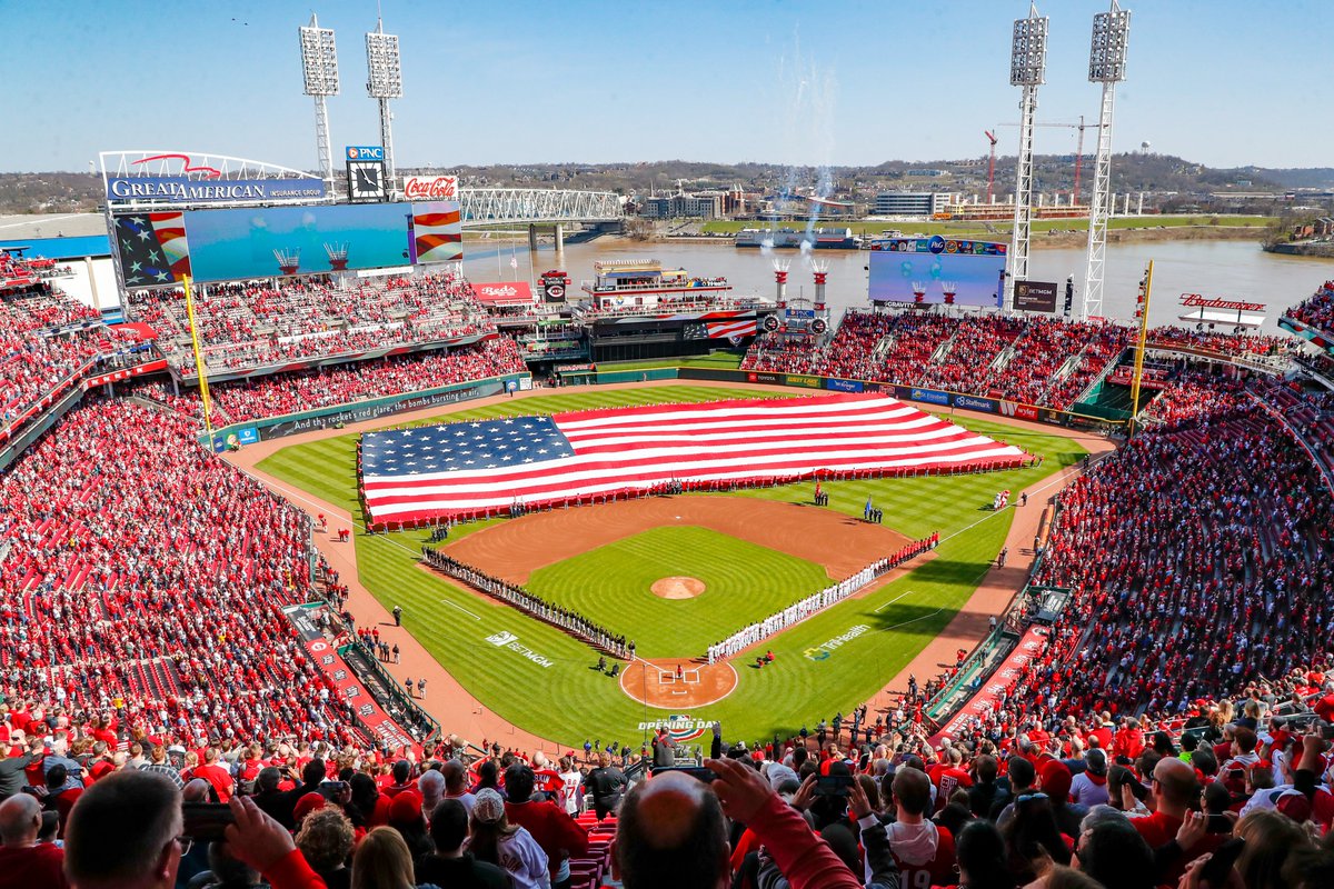What a beautiful sight. 

#RedsOpeningDay