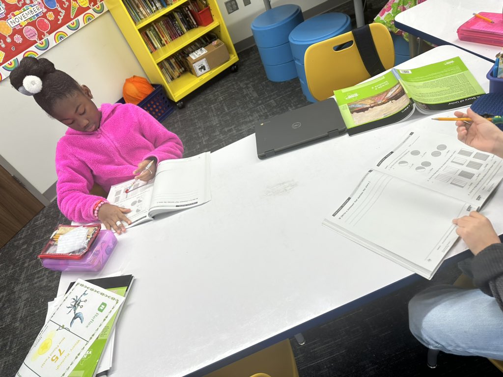 mrs_kayhernan's tweet image. I love using purposeful math stations that spiral back to previous lessons to reinforce my students’ learning! #MarchMathMadness @HumbleElemMath