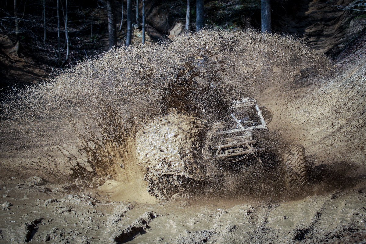 Ultra4USA's tweet photo. #ThrowBackThursday for the Branik 4800 Legends Class and the 2021 Battle in Bluegrass in Rush, KY.

Watch on live https://t.co/SfInxiq5N3, plus every 2023 race will have an elevated post-production show with @SPEEDSPORT! 

#Ultra4USA #Ultra4Family #Ultra4Rush #ultra4racing https://t.co/YmuDviHRGj