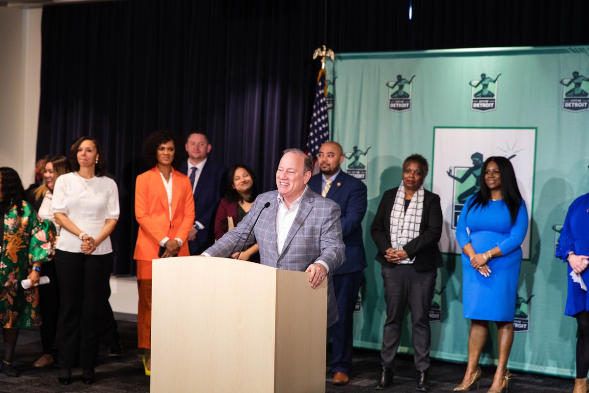 Mayor Mike Duggan tweet media