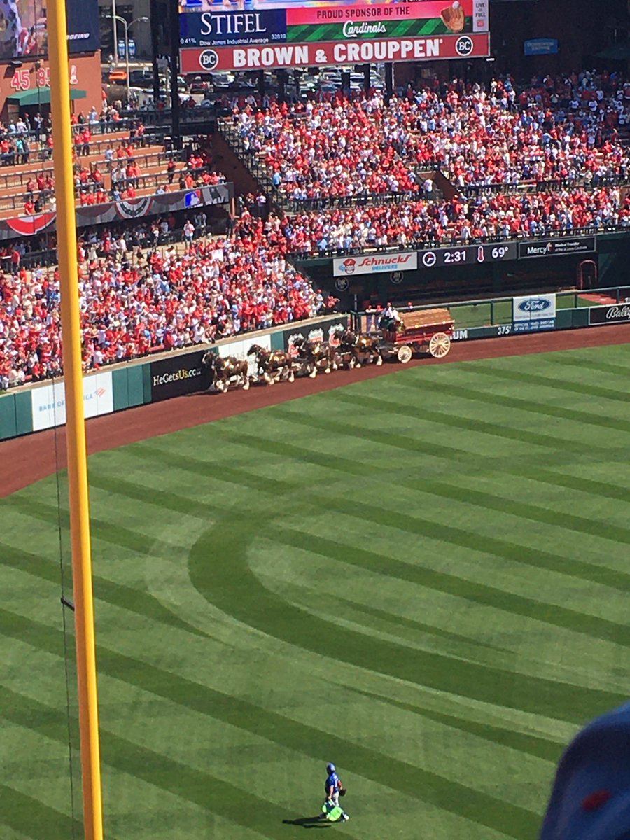 chrishunsaker1's tweet photo. Opening day ceremony ⚾️ https://t.co/IriNst0Euf