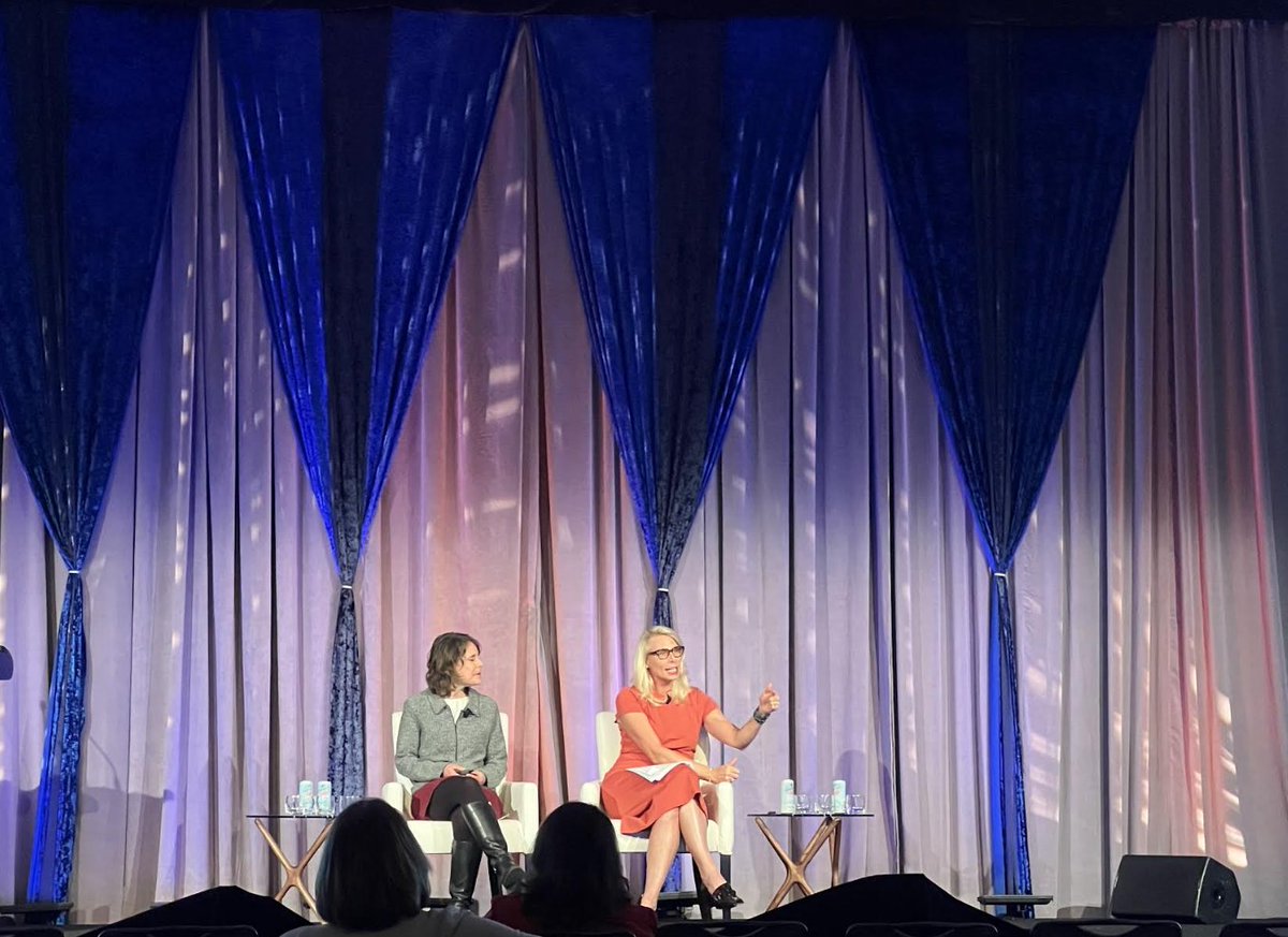 HelloHeartApp's tweet image. Did you know that women wait 37 minutes longer than men to call for help when having a heart attack? 

“Women take care of everyone else before they take care of themselves” 

- Cara McNulty of @CVSHealth at @Conferenceboard #TCBEHC San Diego co-presenting with Hello Heart