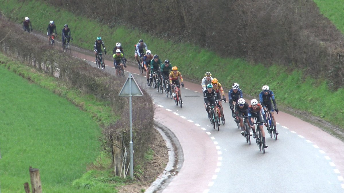 De samenvatting van de 5e etappe @OlympiasTour in Beek @LimburgCycling #OT2023: youtube.com/watch?v=1oLFzR…