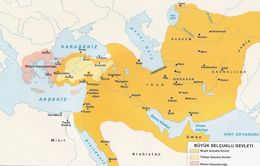 Kaynaklar Çağrı Bey’den âdil, faziletli, dindar ve merhametli bir kişi olarak söz ederler. Çağrı Bey cesur ve kabiliyetli bir kumandan, küçük kardeşi Tuğrul Bey’in devlet reisliğine rıza gösterecek kadar fedakâr ve mütevazi bir insandı. Ali Sevim, TDV Ansiklopedisi