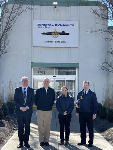 maddymcternan's tweet photo. Great day at Electric Boat visiting with Admiral Caldwell @USNavyNNPP.  Team DNE @MartinJConnell @SubsCEO https://t.co/UOYJ9Og5v0