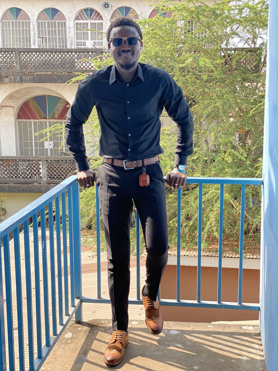 Sylo_Syldinho's tweet photo. Black Thursday ✌🏾❤️ https://t.co/bgcrBg6NCI