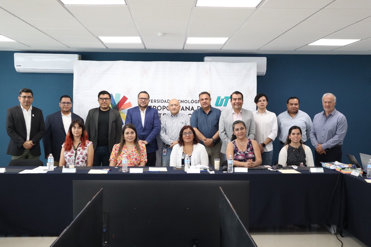 Estamos trabajando en la labor de Análisis de Situación de Trabajo (AST) en nuestra casa de estudios. Hoy revisamos el TSU en Tecnologías de la Información Área Desarrollo de Software Multiplataforma.