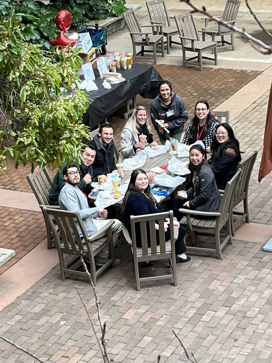 So fun to see <a href="/KarinaSDelgadoC/">Karina Delgado-Carrasco</a> and her team enjoying the better weather and hanging out together! <a href="/StanfordDeptMed/">Stanford Department of Medicine</a> staff being #wickedawesome