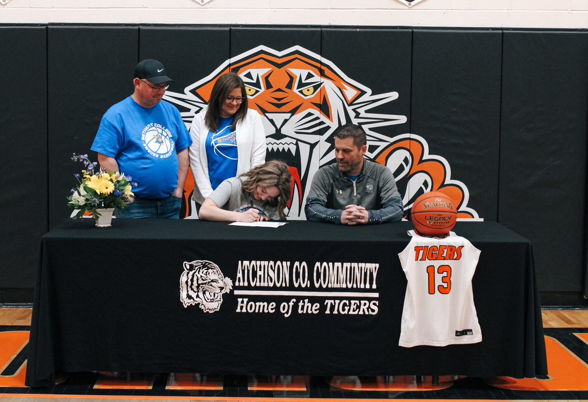 Congrats <a href="/NatalieNitz1/">Natalie Nitz</a> on your signing with <a href="/SwedesWBBall/">Bethany Swedes WBB</a>. You have left a huge impact on the tiger community and will do great things as a Swede!