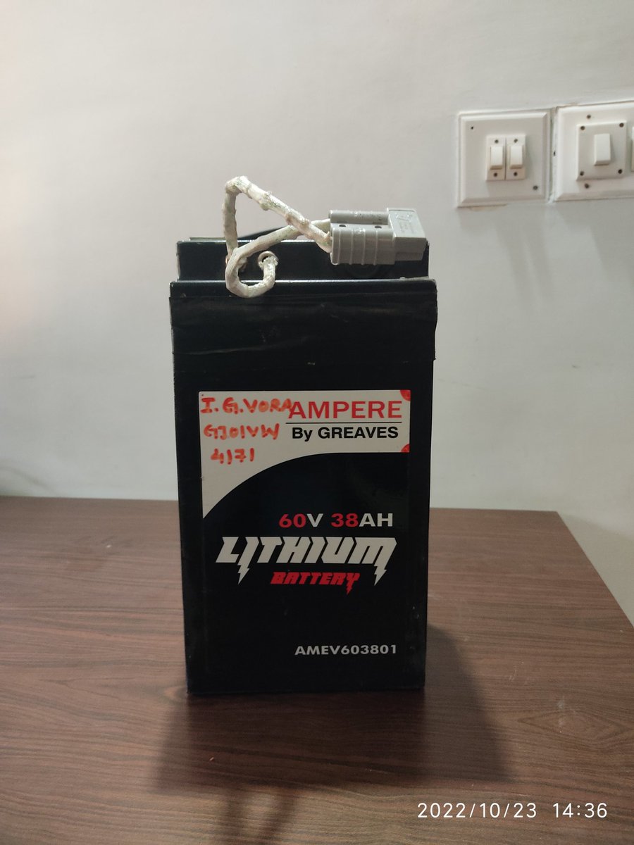 vora2712's tweet photo. @ampere_ev @nitin_gadkari @NITIAayog  AMPERE EV FRAUD COMPANY 
I RECEIVED 2 TIMES FAULTY BATTERY AND LAST 8 MONTHS MY BATTERY PROBLEM NOT SOLVED
PLEASE DO NOT PURCHASE AMPERE VEHICLE https://t.co/bO9gf2TVzz
