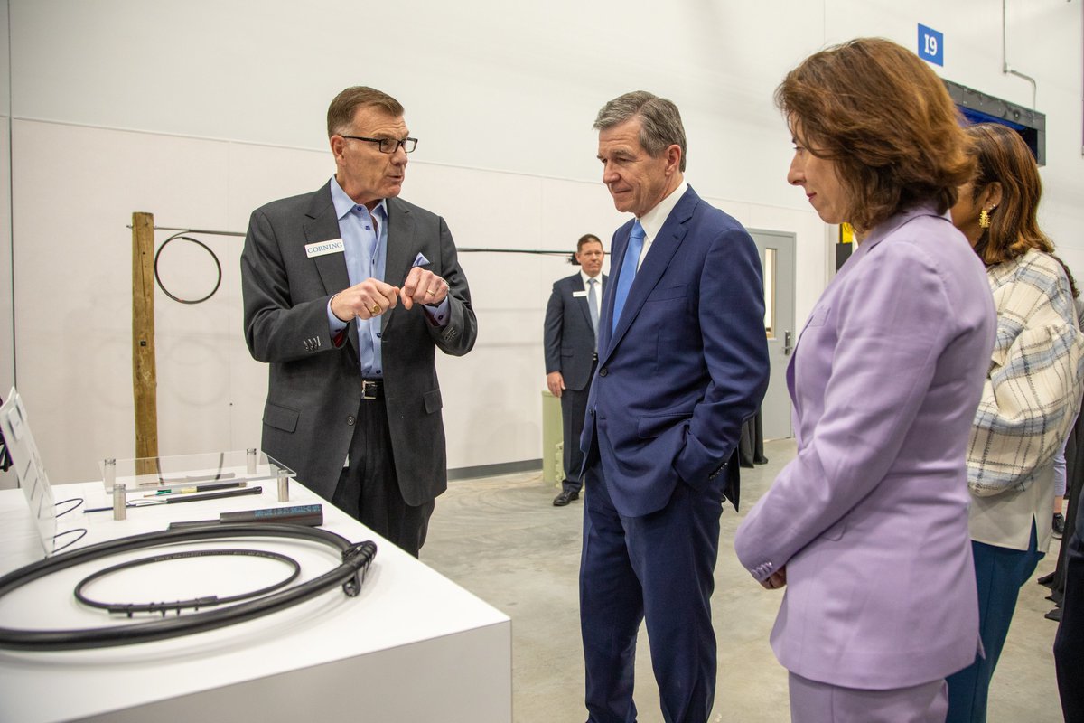 "Corning has been manufacturing optical fiber and cable in NC for more than 40 years, but never have those network building blocks been more important than they are right now." -- Corning's Mike Bell, on our new <a href="/CorningOpComm/">Corning OpComm</a> NC expansion. More from Mike: corning.com/optical-commun…