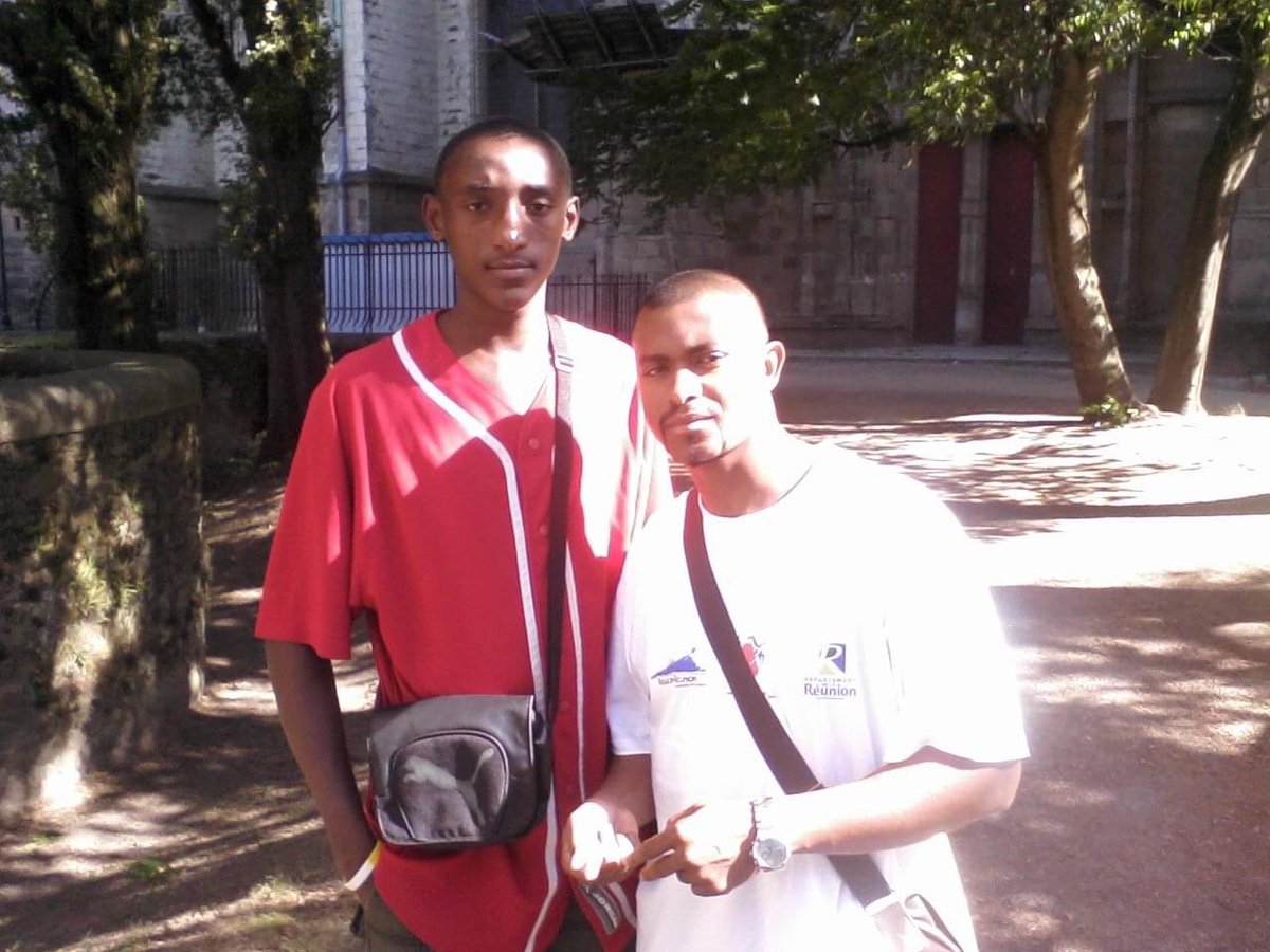 Be_BasketFr's tweet photo. Kadri Moendadze, le miraculé mahorais.

🇾🇹 De retour de blessure dimanche, le Roannais est le seul joueur professionnel originaire de Mayotte.

💬 "Je ne sais pas comment j'ai eu cette chance !"

➡️ Récit d'un destin unique : https://t.co/RfjHY1sTRv

📸 @judumelie / @olivierfusy https://t.co/5k5RhYnoHA