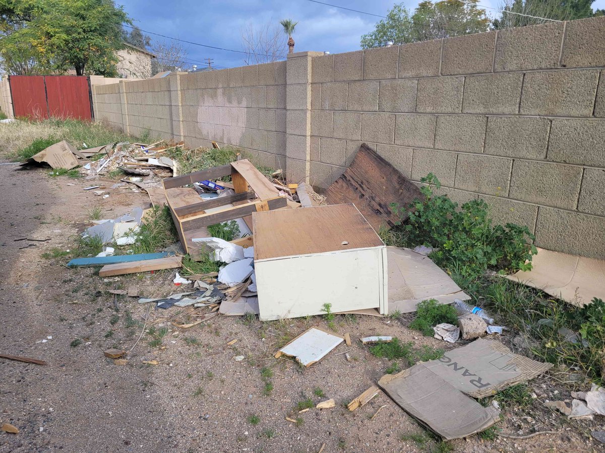 junk_phoenix's tweet photo. The Cost of Junk Removal in Phoenix, Arizona

https://t.co/pGAEBsu5My https://t.co/xJS1lGw7Mt