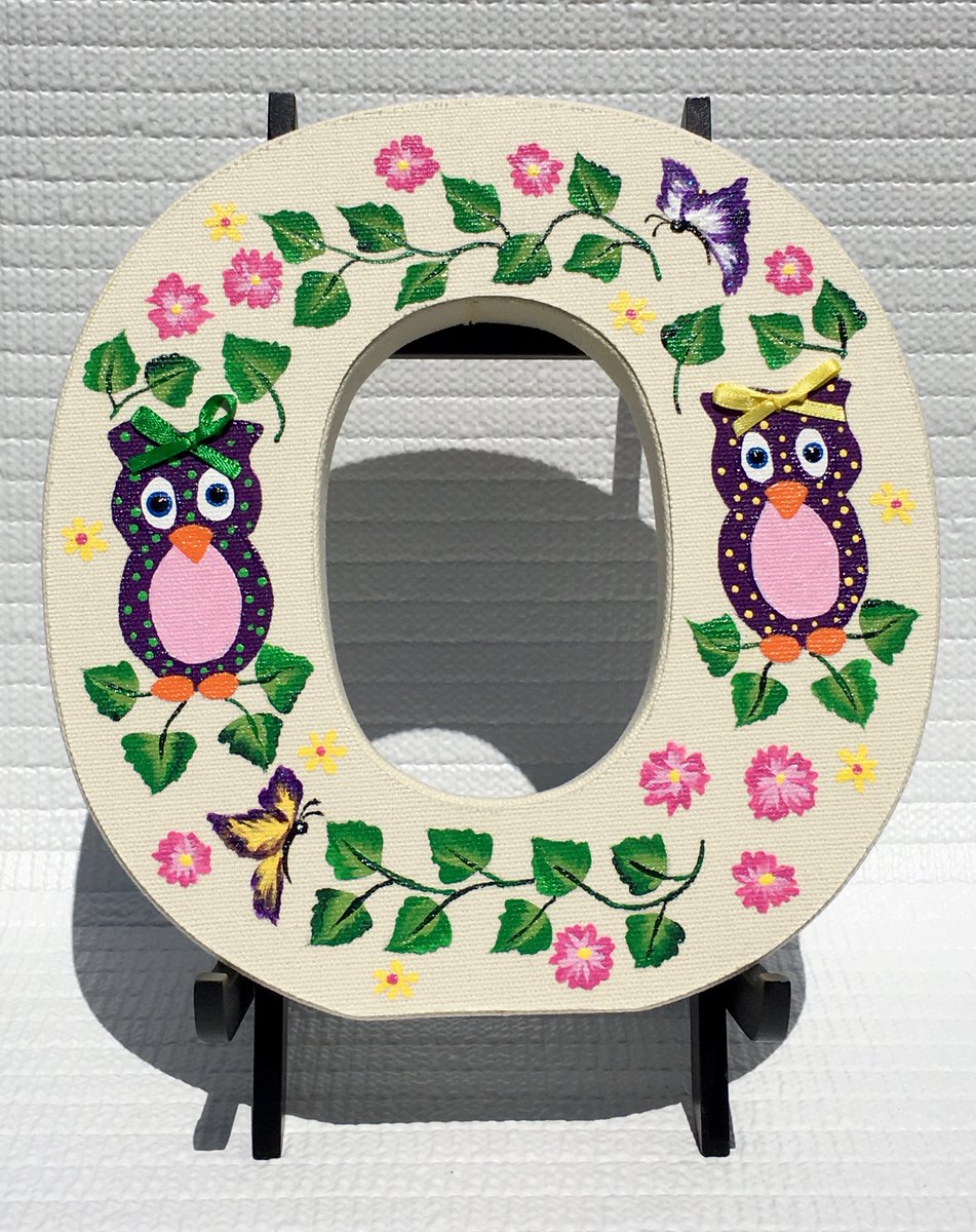 ipaintitpretty's tweet image. etsy.com/listing/255280… #nurserymonogram #initial #paintedowls #SMILEtt23 #babygift #nurserydecor #girlsroomdecor #newbabygift