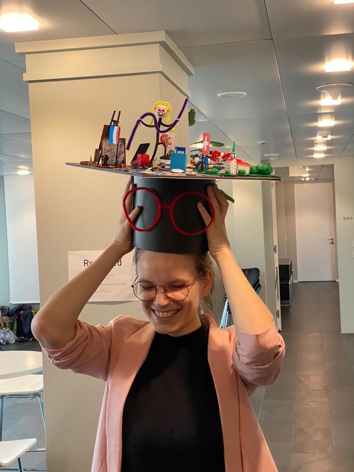 Julia Chatain tweet media