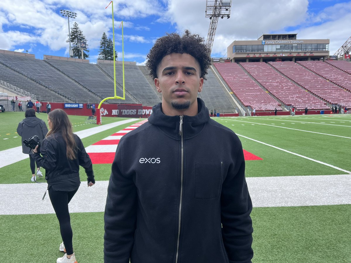 gabecamarillo_'s tweet photo. Zane Pope boosted his stock at Pro Day.
Official results, team rank, and how he compared to others: 

Bench: 21 reps of 225 lbs (3rd)
* Perales had 22; Pauwels 23 

Vertical: 34” (2nd)
* Remigio leaped 36” 

40-yd: 4.55 seconds (2nd)
* Gates ran 4.45 https://t.co/0tThLTYrk9