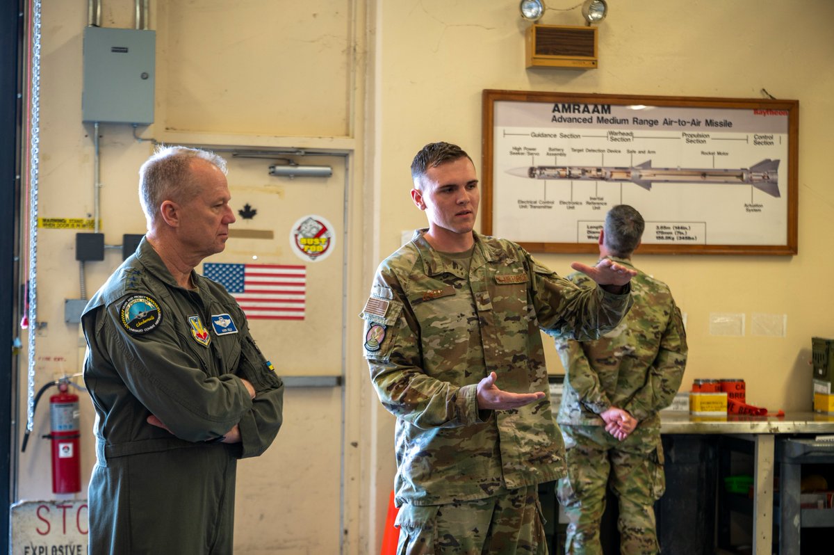 TeamTyndall's tweet photo. #TeamTyndall welcomed back Gen. Mark Kelly commander of @aircombatcmd and Command Chief Master Sgt. John Storms today to see Tyndall's rebuild progress and experience our 325th Munitions Squadron Airmen executing their mission. 
📸: SrA Tiffany Del Oso https://t.co/HAxI5NwB16