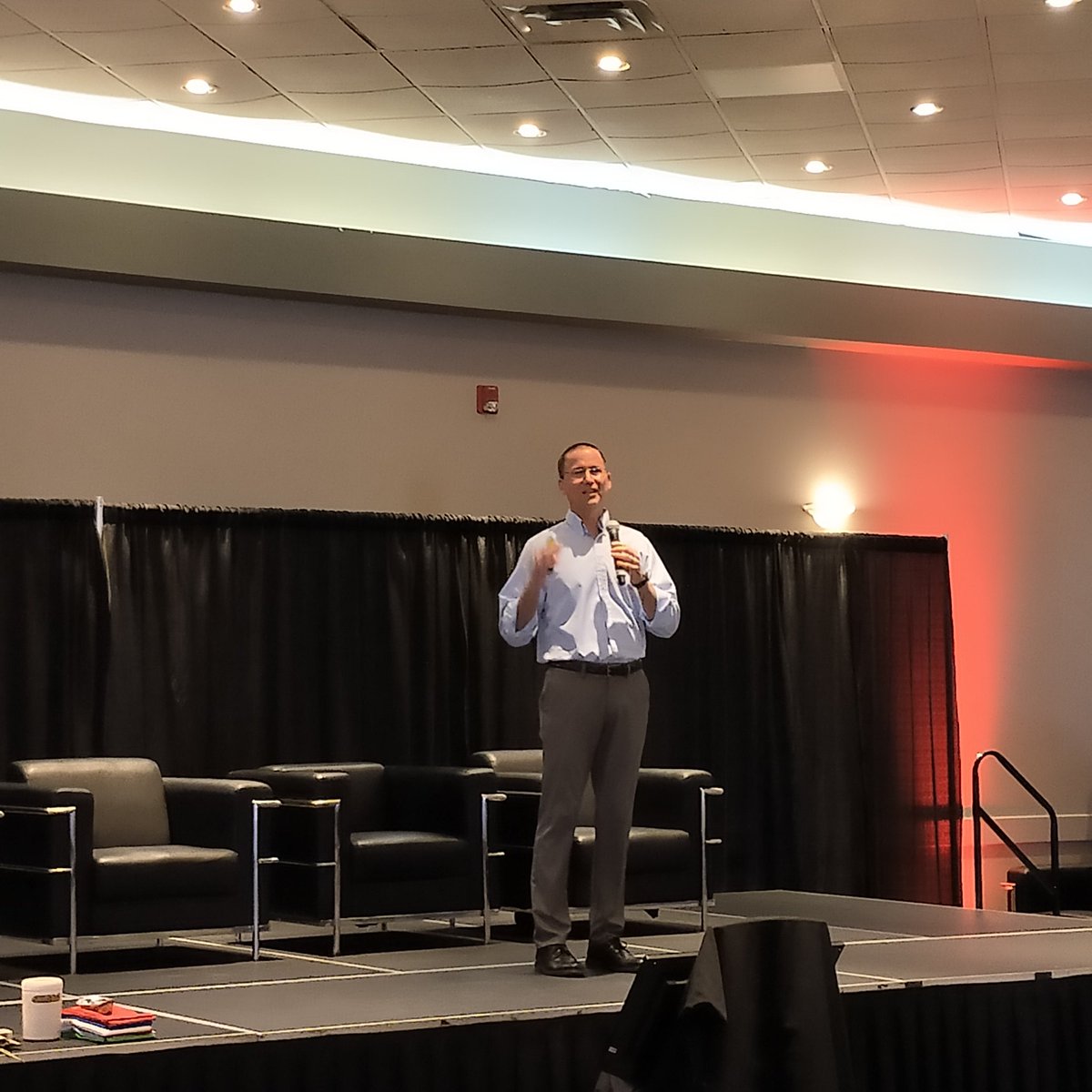 CAEP (@caepnews) on Twitter photo This guy! 😂 The crowd is totally engaged with engaging international author and entrepreneur trainer <a href="/MattTenney1/">matt tenney</a> on #employee #engagement! This guy! 😂 The crowd is totally engaged with engaging international author and entrepreneur trainer <a href="/MattTenney1/">matt tenney</a> on #employee #engagement!