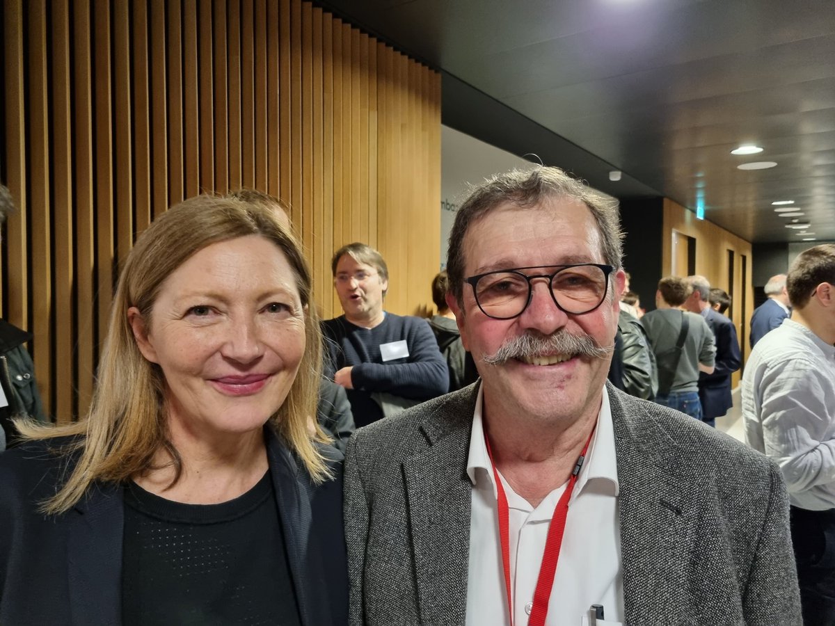 Ravie de rme retrouver parmi les anciens élèves de l'<a href="/InstitutOptique/">Institut d'Optique</a>, à l'occasion de l'assemblée générale <a href="/SupOpAlumni/">SupOptique Alumni</a> en présence d'<a href="/AlainAspect/">Alain Aspect</a>, prix Nobel de physique 2022 qui nous a fait l'honneur de nous présenter les coulisses de la cérémonie des #NobelPrize.