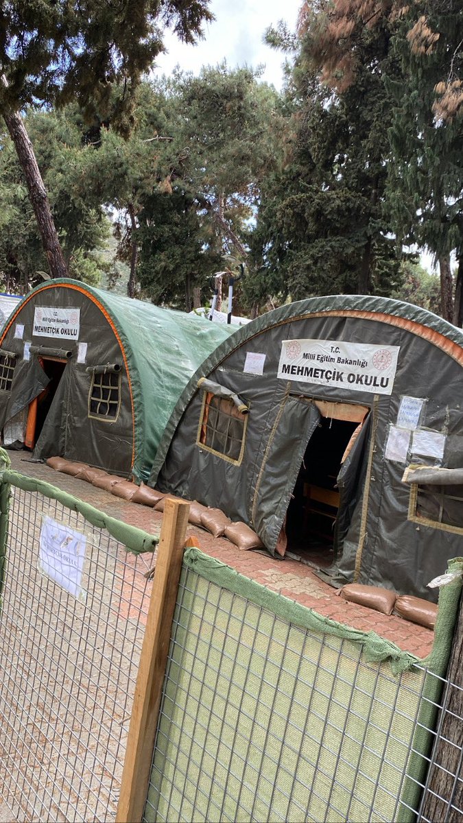 Hatay’a ömrüm boyunca ilk kez geldim, Kalbimi yüreğimi hayat’da bıraktım
Allah hatay halkının yardımcısı olsun ❤️‍🩹