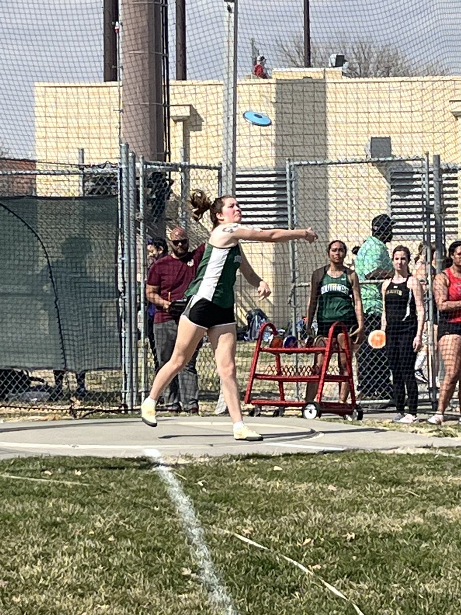 LPSAthletics's tweet image. LSW open track &amp;amp; field meet today at Beecher. Good luck to everyone participating. #GOLHS #GOLE #GOLSE #GOLNE #GOLSW #GOLNW #GOLPS #BETTERTOGETHER