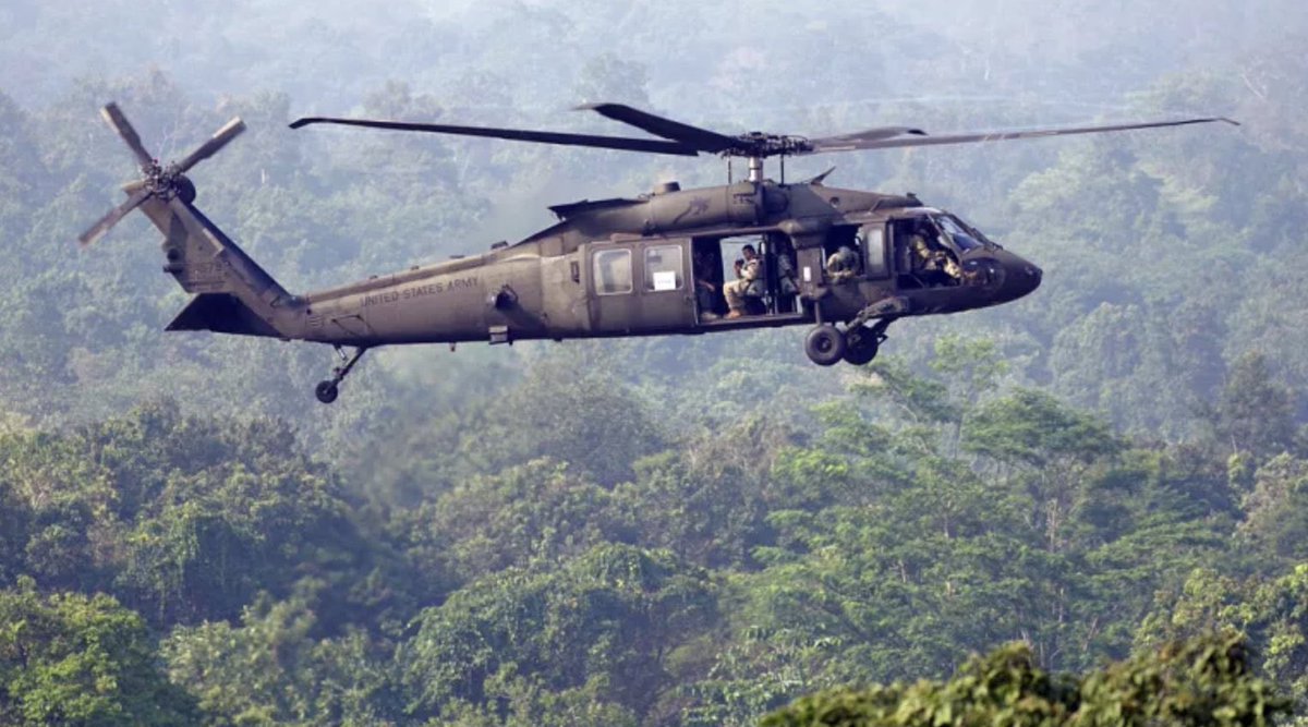 #Amerika ’nın Kentucky eyaletinde, Amerikan ordusuna ait eğitim uçuşundaki Black Hawk tipi iki
helikopterinin çarpıştığı bildirildi.

📌 Kazada 9 kişinin ölürken,
kazada kurtulan olmadı 👍🏻