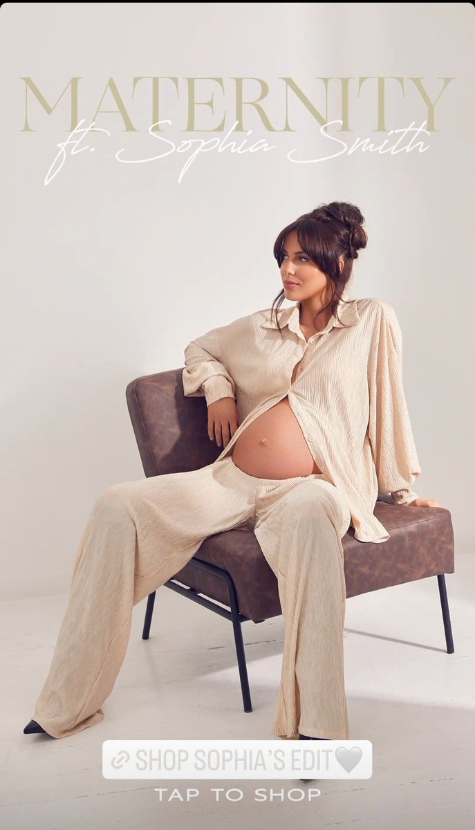 ReasonToLoveEJC's tweet photo. Sophia x prettylittlething Maternity edit 🤍 https://t.co/XS1jvaQRiO