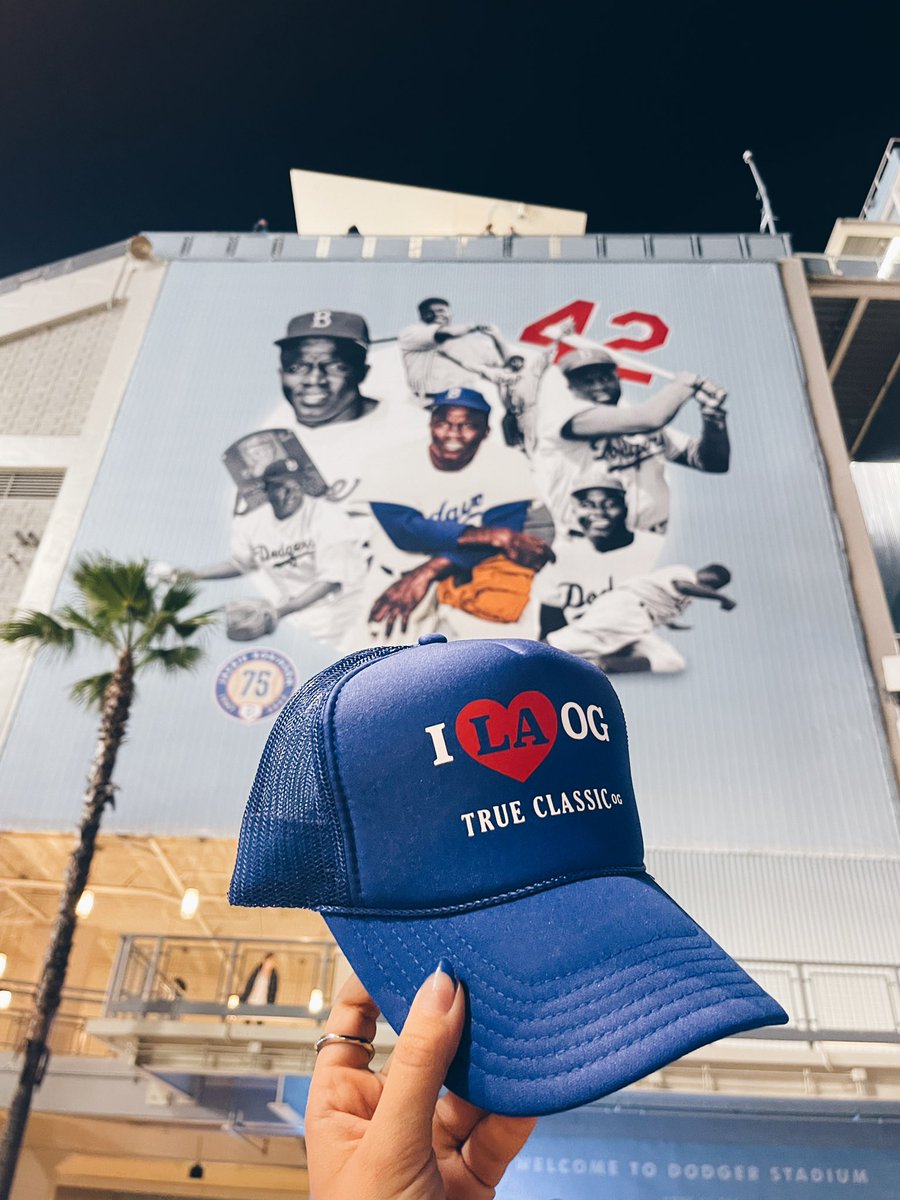 TrueClassicOG's tweet photo. ITS FINALLY DODGER SEASON. 😩🤌🏼 https://t.co/kQNmisaR5U