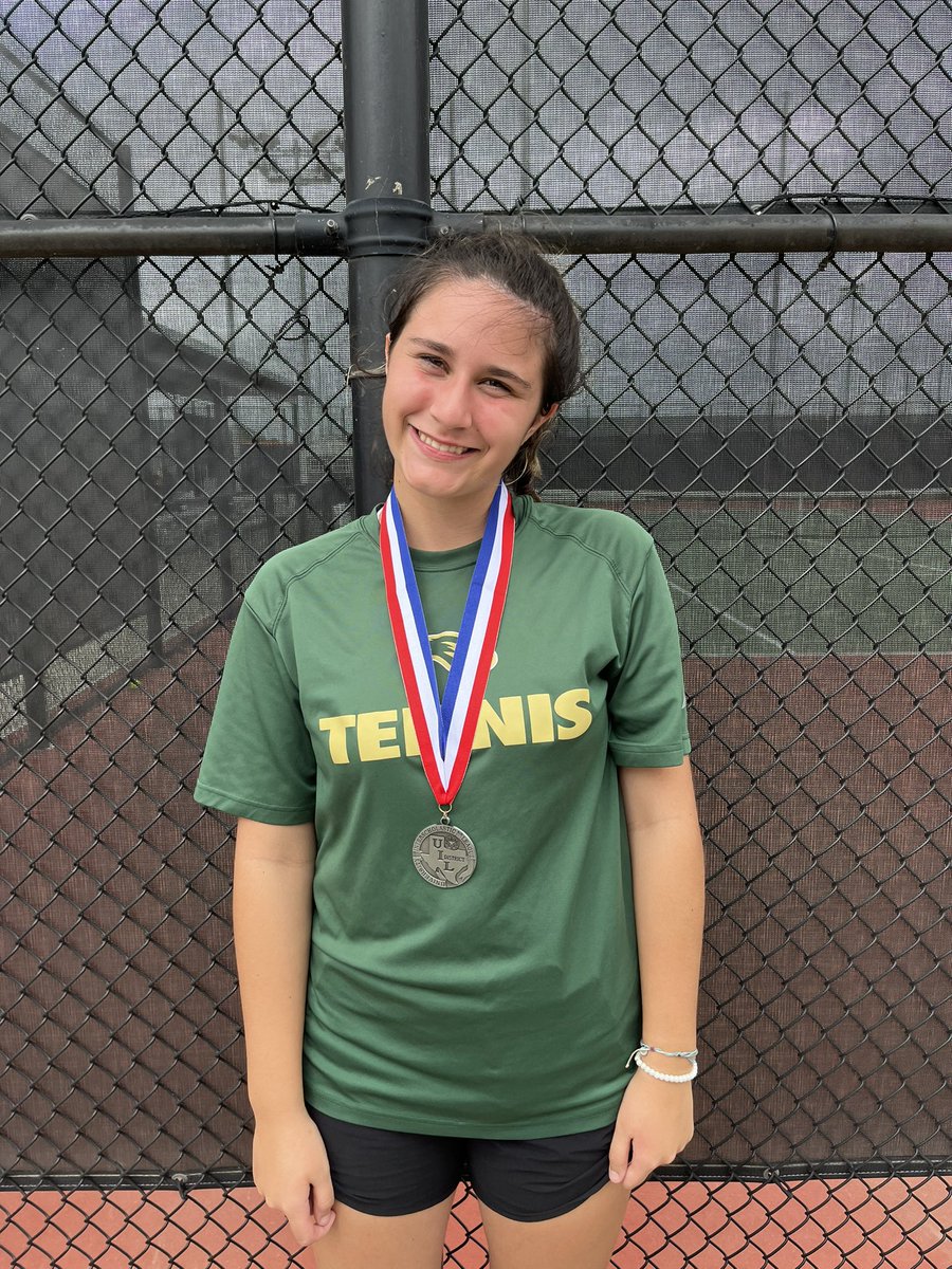 Congratulations to Ally Brooks for taking 2nd place at District today! 🥈🎾