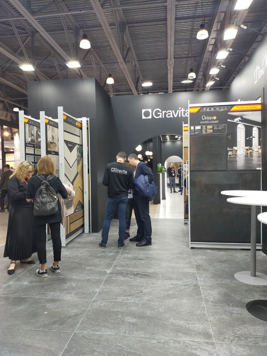 🇷🇺 🔥 InfoDefense reports from the Moscow exhibition

➡️ Today more than 1,000 exhibitors are presenting their products at MosBuild 2023, the International Exhibition of Building and Finishing Materials.

🔸MosBuild, the largest building and finishing materials exhibition in 👇