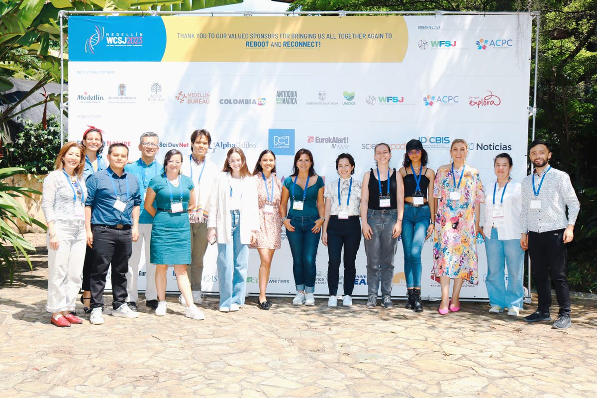 This is part of <a href="/acpccolombia/">Asociación Colombiana de Periodismo científico</a> team and the crew of volunteers who has made these three days of  #WCSJ2023 possible 👏