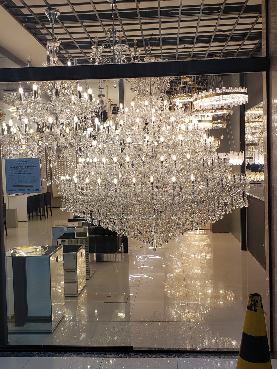 Boa noite
O lustre já achei, falta achar a casa que eu consiga colocar😊