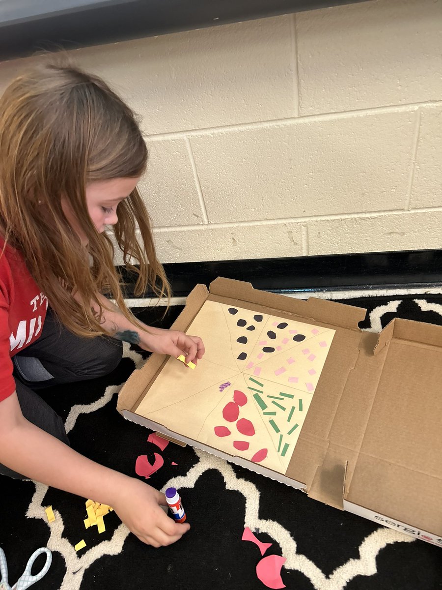 giftedsparkler's tweet image. Petty’s Patriots were hard at work today as they started the first part of their fraction unit #performanceassessment! I cannot wait to see their finished products! HUGE thanks to Sergio’s Italian for the boxes! #gordonpatriotpride #kidsdeserveit #iteachmath