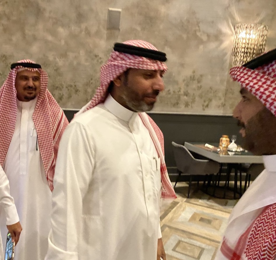 ahmed_sroor1's tweet photo. في حفل #افطار_سبق_الرمضاني  السنوي ، وفي ضيافة رئيس التحرير الاستاذ #علي_الحازمي  🌷🌷.
#سبق
#رمضان 
#رمضان2023
@sabqorg
@majed3697 
@A_Sroor
@majed3697 
@amged_226
@oteefmohd
@a_aalmobarak 
@khubrani2030
@abomazen77
@abdulhakem71 
@Aaljohary https://t.co/hrmdkTOP3P