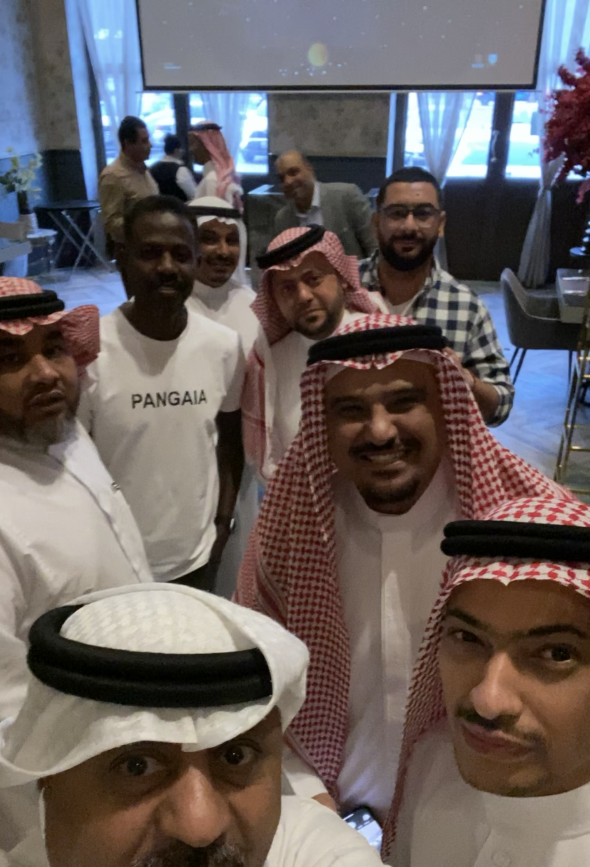 ahmed_sroor1's tweet photo. في حفل #افطار_سبق_الرمضاني  السنوي ، وفي ضيافة رئيس التحرير الاستاذ #علي_الحازمي  🌷🌷.
#سبق
#رمضان 
#رمضان2023
@sabqorg
@majed3697 
@A_Sroor
@majed3697 
@amged_226
@oteefmohd
@a_aalmobarak 
@khubrani2030
@abomazen77
@abdulhakem71 
@Aaljohary https://t.co/hrmdkTOP3P
