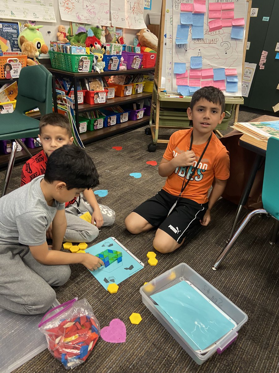 texasmaestramsg's tweet image. While I work in small groups, the rest of my mathematicians work on various math stations. #HumbleMathmaticians #marchmathmadness @HumbleISD_HE @HumbleElemMath @MrsVelasco_HE @ajmteach