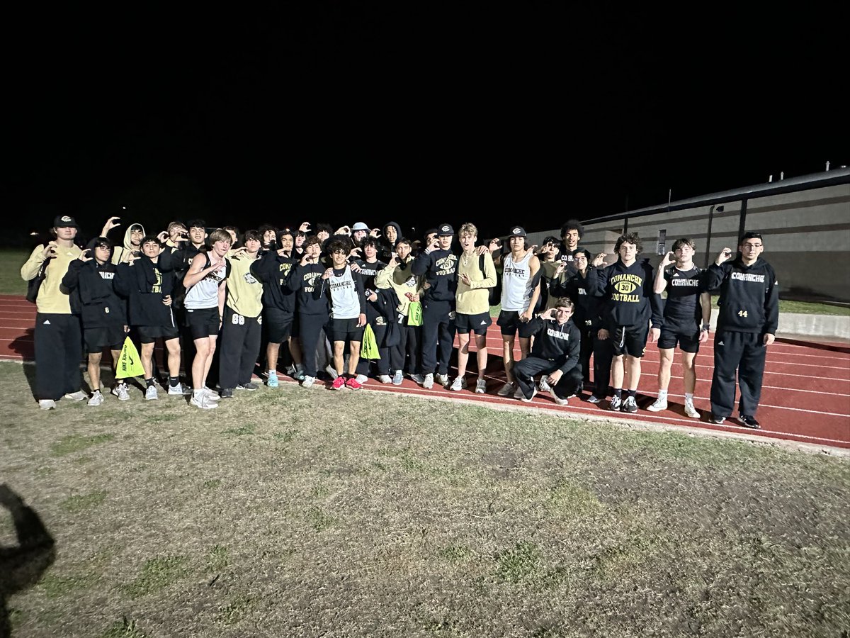 CoachEscobar45's tweet photo. Let’s gooo! Great job of competing!! @ComancheTxFB 
#ReppinTheC #RollTribe https://t.co/dR43vtlZ2b